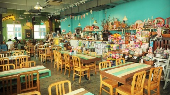 Thyme@Aliwal 工坊咖啡馆内景